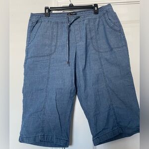 Lee Womens Capri Sz 16 Medium Rise Chambray Relaxed Fit Casual Summer Drawstring